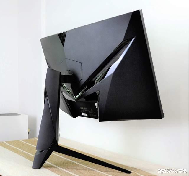 |电竞画面残影怎么解决？165Hz刷新+1ms响应时间，精湛画质就靠它