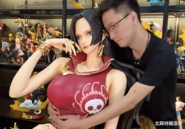 手办|国漫女神等身手办来袭，小舞脚踏彼岸花，云韵“玉肌腿”瞩目！