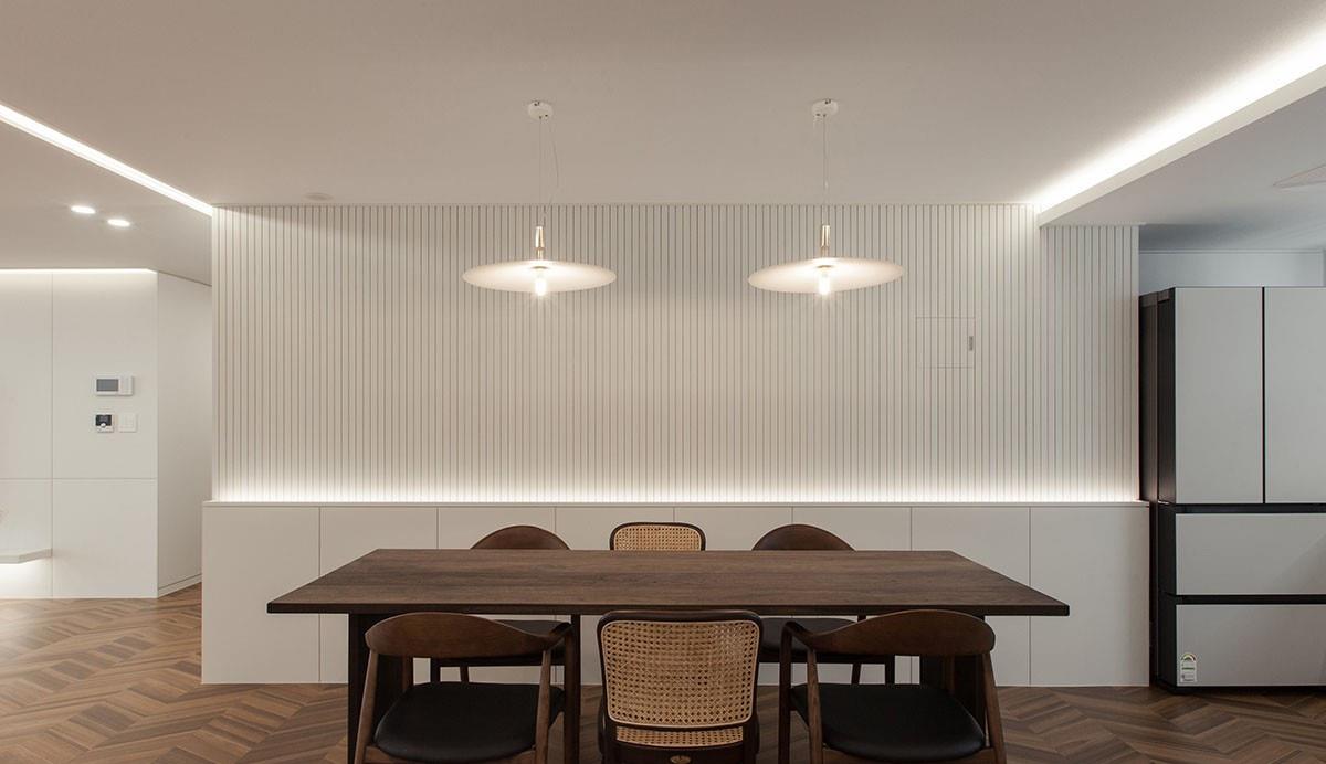 太天真了，你以为她家“空无一物”，实则到处藏收纳，敞亮如200㎡