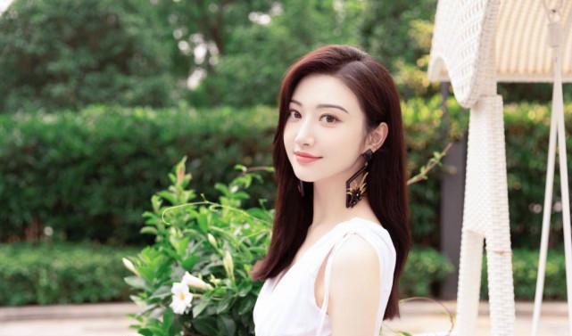 大海在线|二季度电视剧最热女演员，赵丽颖成倒数，热巴排第一