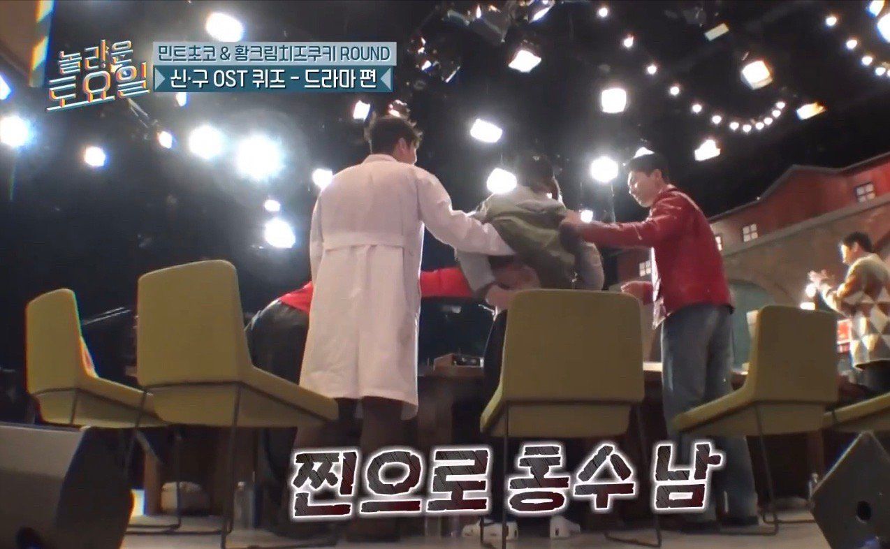 李栋旭|李栋旭再次录韩综，化小丑妆上演壁咚，被壁咚男星害羞到捂脸