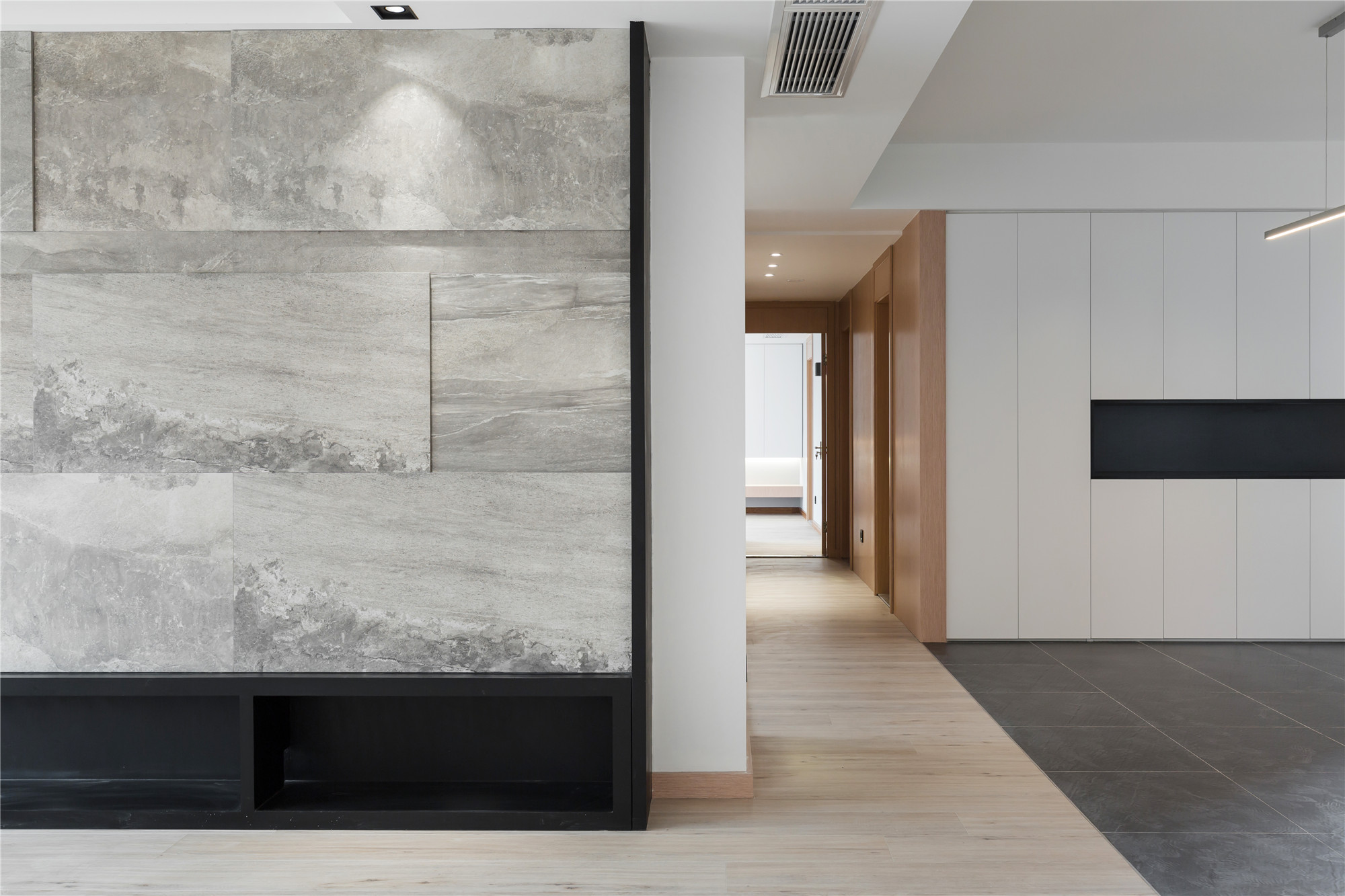 老公装修的新房,花了25w的效果,这是家吗?是快捷酒店吧?