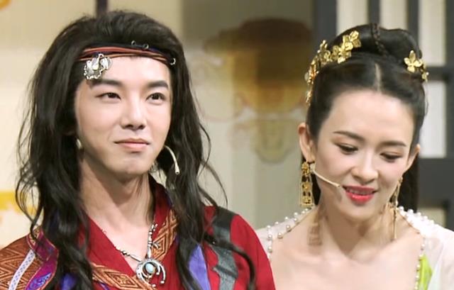 华晨宇|华晨宇的抑郁症有多严重, 镜头放大拍他的脸部状态，确定30岁？