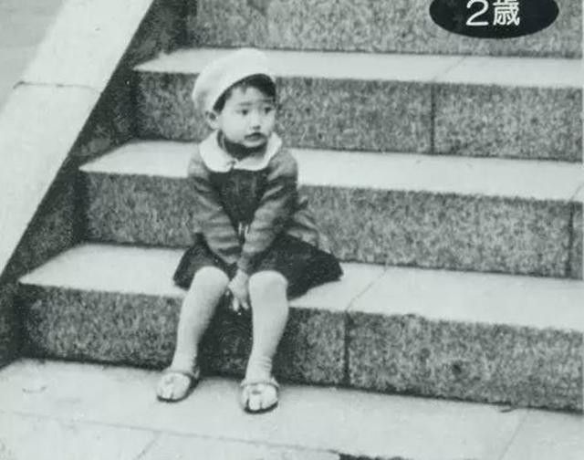 山口百惠|三浦友和：结婚后对山口百惠许下3个诺言，41年相爱相守从不吵架