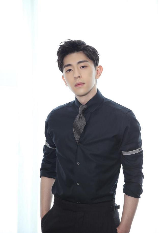 大S|娱乐八卦：邓伦，鹿晗，蔡徐坤，张艺兴，王俊凯，周冬雨，罗云熙