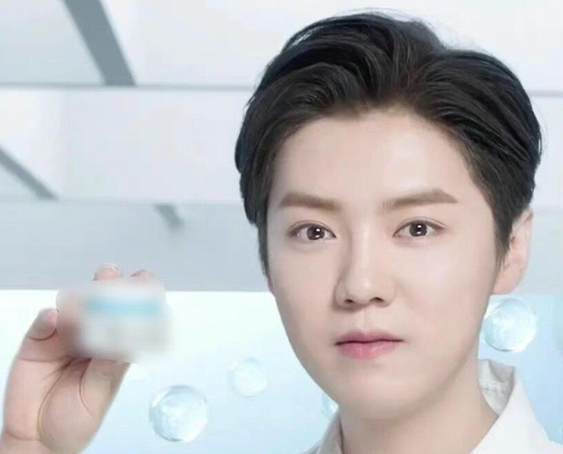 薛之谦|当男神逐渐“姨化”，尹正成“农村大姨”，薛之谦肿成馒头