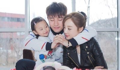 胡小小乖|搅黄贾乃亮和李小璐的婚姻，3年后PG One发文，揭露内心的痛苦