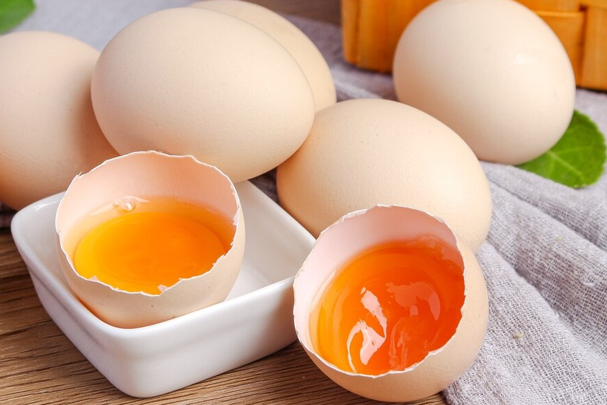 医生|?甘油三酯从7.0降至1.0，医生：3种食物是“降脂王”，要舍得吃