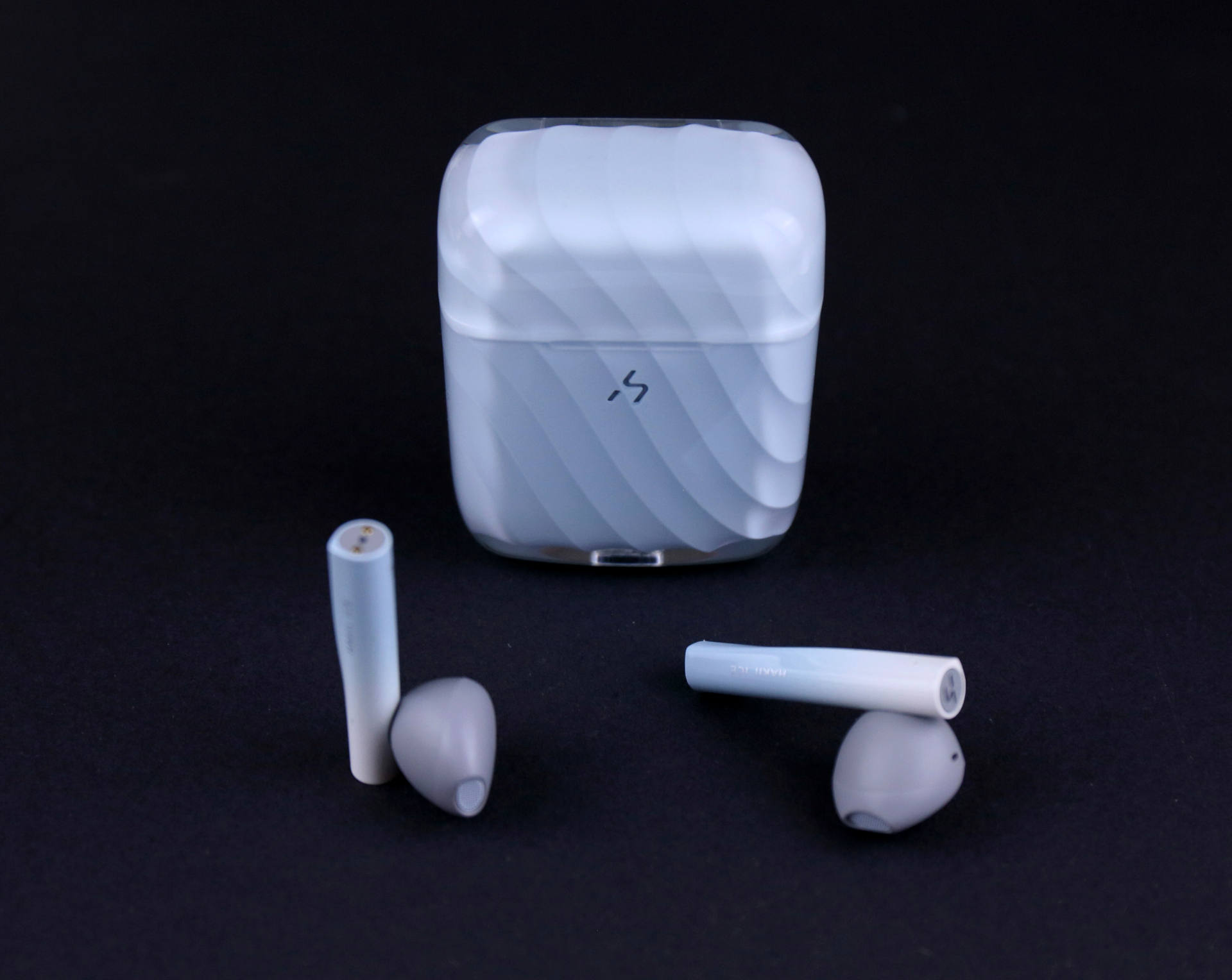 耳机|告别非黑即白，年轻人选耳机就要有态度！HAKII ICE上手体验