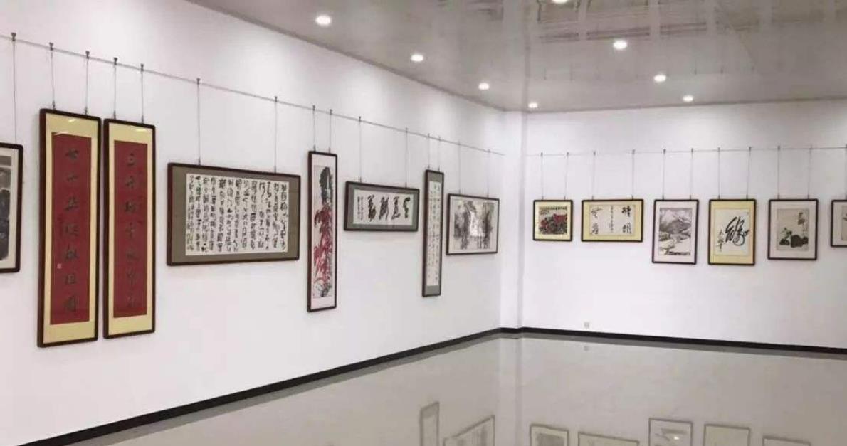 博物馆|38年前，5元一张没人要的画，他豪气买9000张，现今单张价值上亿