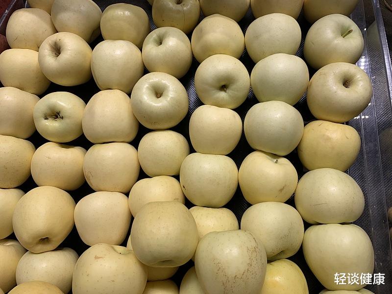 轻谈健康|孩子积食不能吃葡萄吗？医生：不想孩子脾胃弱，3种水果也要少吃