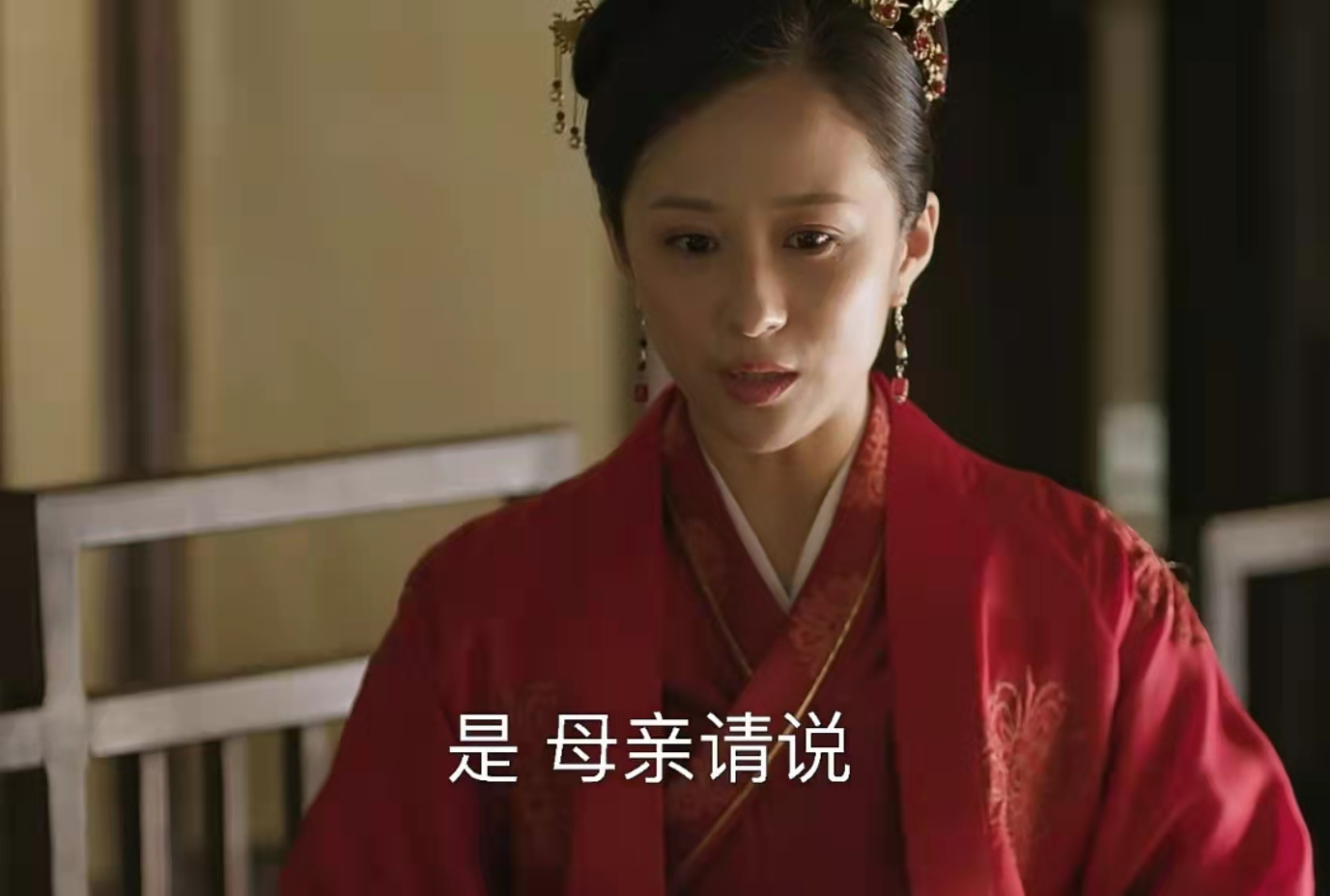 知否知否应是绿肥红瘦|《知否》王若弗升级当婆婆，半个月就投降，原来是被亲儿子算计了