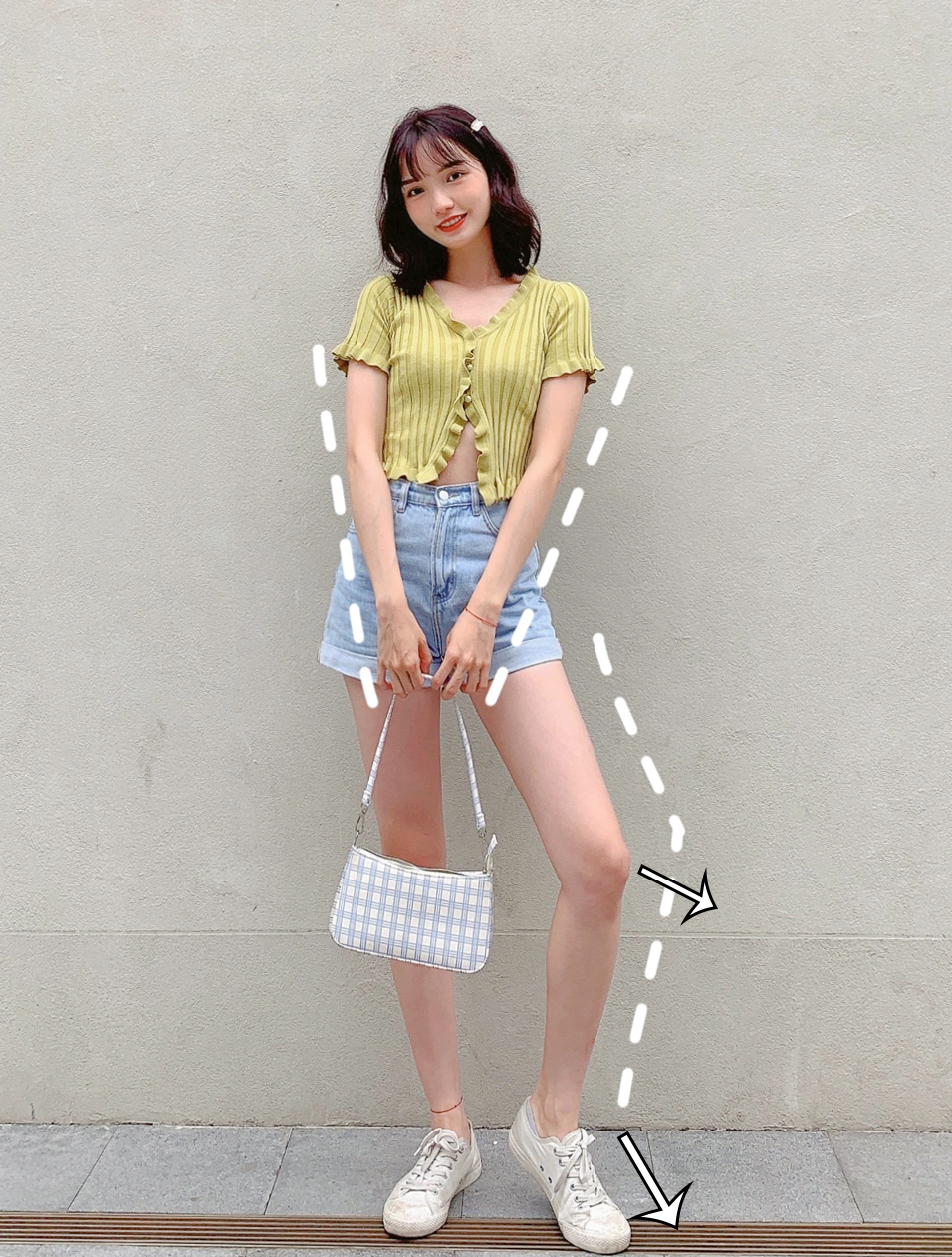 杨幂|杨幂的“渣女”站姿火了！腰和屁股凹成90度，这操作绝了…