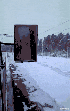  捡到英语老师掉的U盘，她说给600让我归还，我好奇打开...