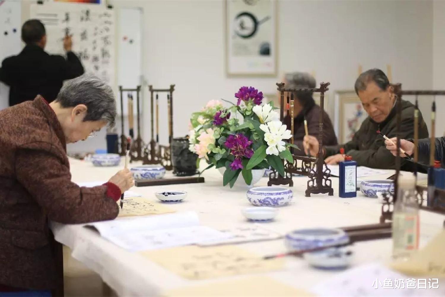 小鱼奶爸日记|当代年轻人孝顺父母的新型方式：报班上课，生活充实家庭更和谐