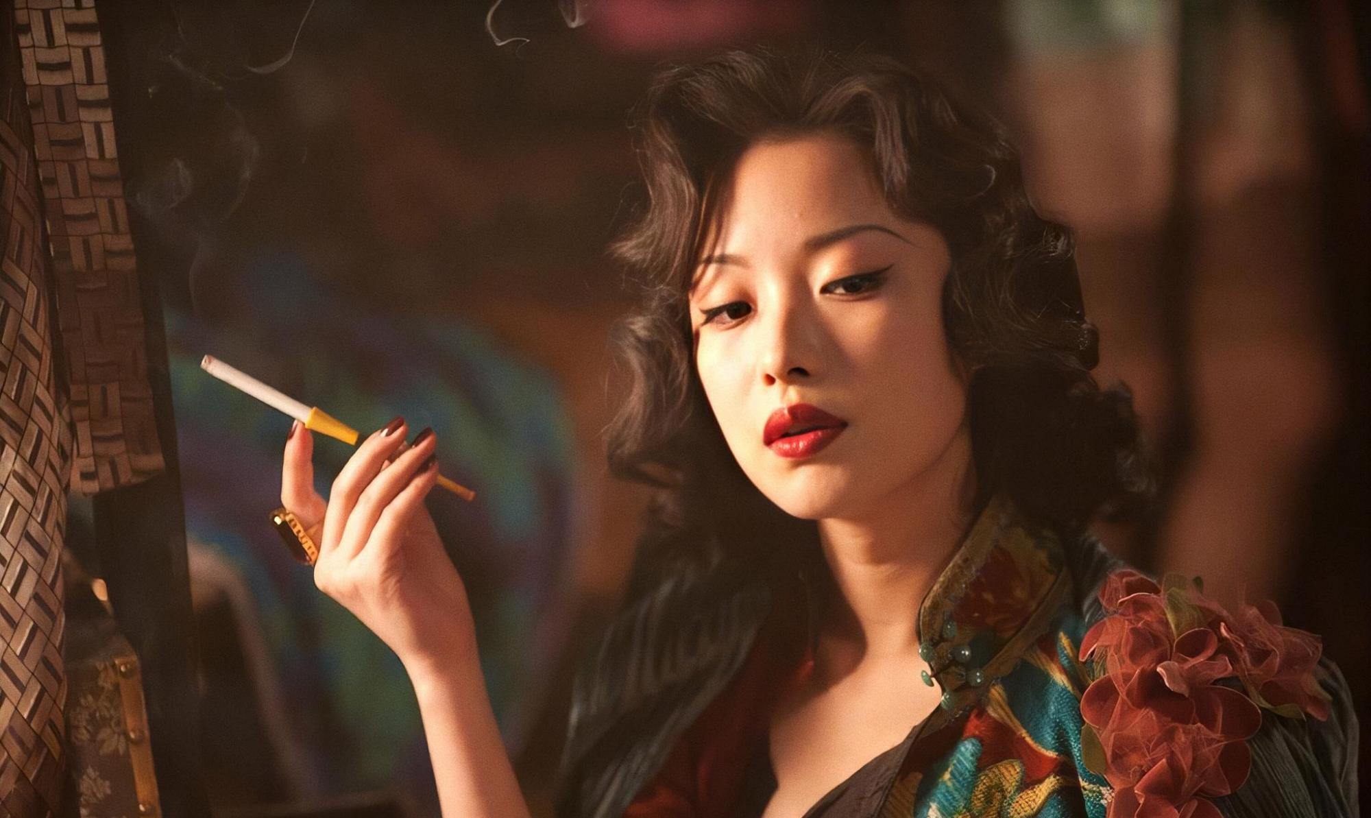 木木尔小倩|这张脸和身材不是专门为旗袍生的吗？