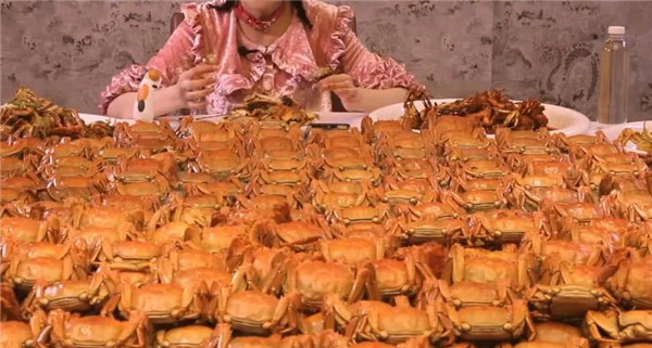  网上传言“死后的螃蟹不能吃”，长辈也这么说，螃蟹死后有毒吗？