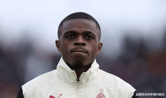 泰山隊|米蘭3比0勝威尼斯，卡盧盧打中衛(wèi)表現(xiàn)不錯，伊布和萊奧這場很強(qiáng)