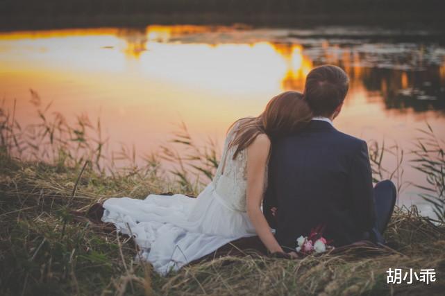 胡小乖|父母一辈子积蓄为我买房，女友说想结婚就加名，我拒绝后，婚礼没了