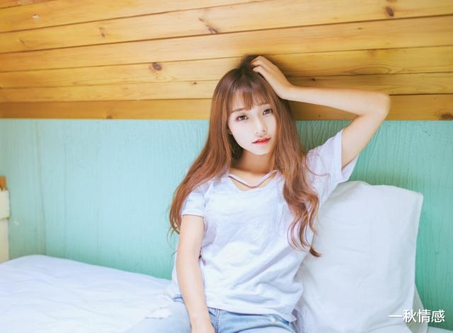 一秋情感|顾忌男友家穷,我零彩礼下嫁,无意看婆婆朋友圈:没30万我不改口