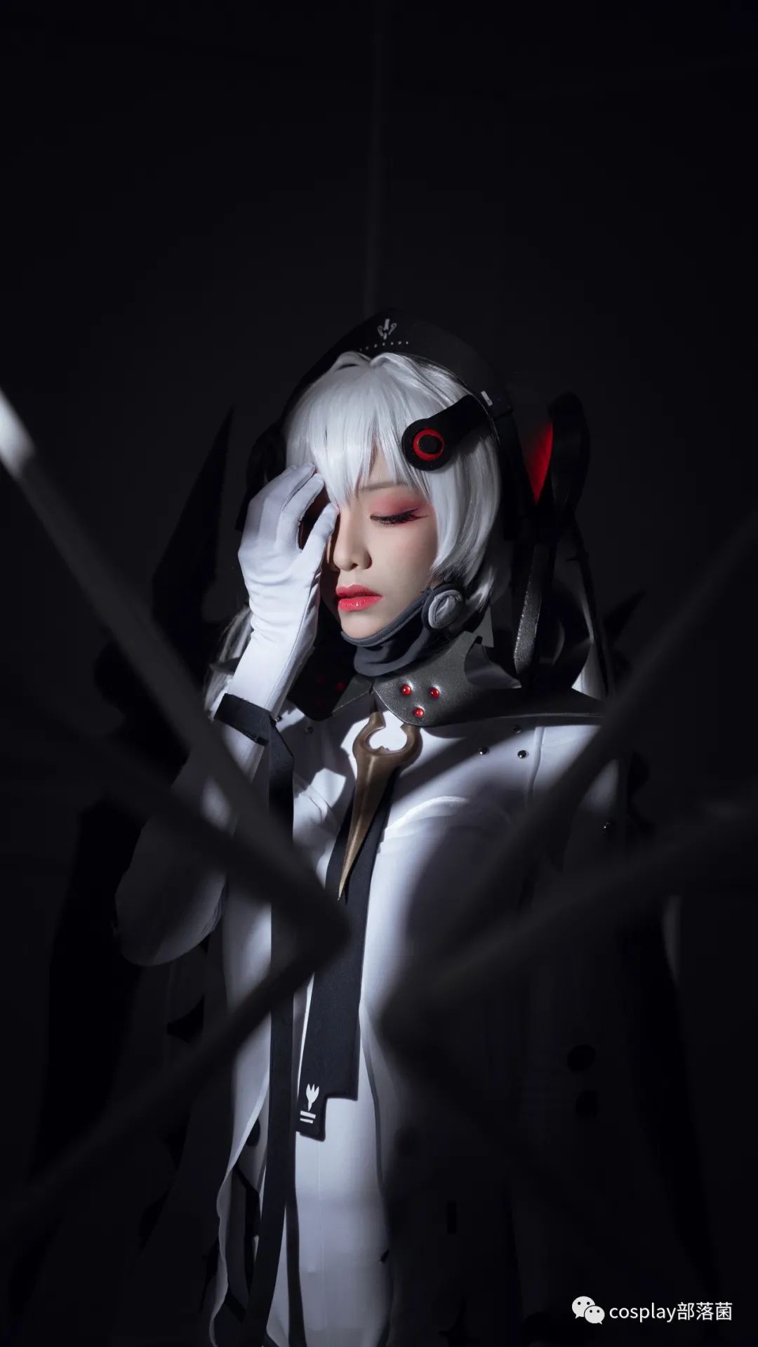 凡人修仙傳|cos：戰雙帕彌什構造體露娜?銀冕cos正片@流一