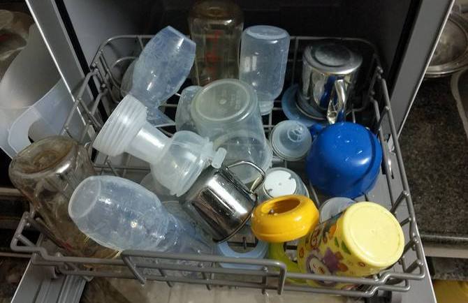 欣妈育儿经|奶瓶的三种消毒方式，第一种不推荐，最后一种既有效又方便！