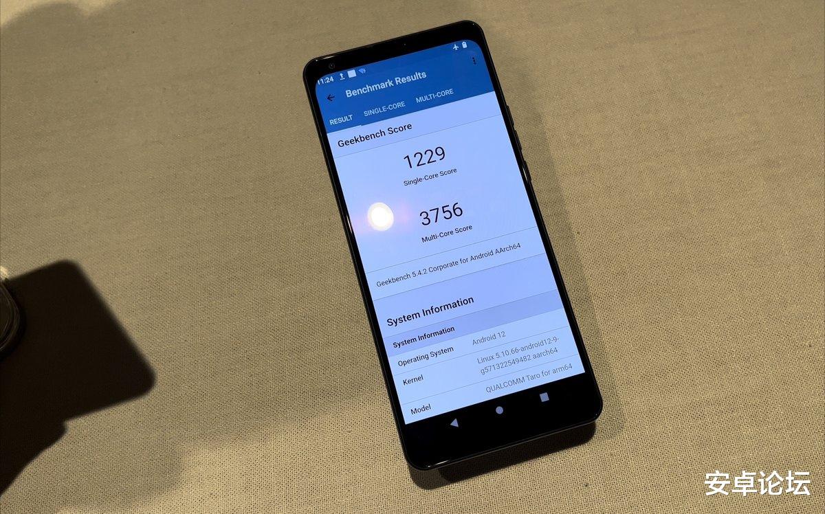 网贷|安兔兔超百万还更“冷静”,骁龙8 Gen1首发性能评测