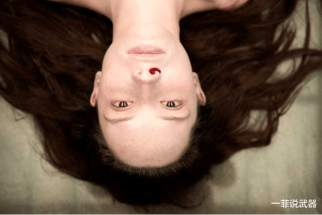 女孩|没有“鬼”的恐怖片，每一部都是经典，看到第三部就不敢看了