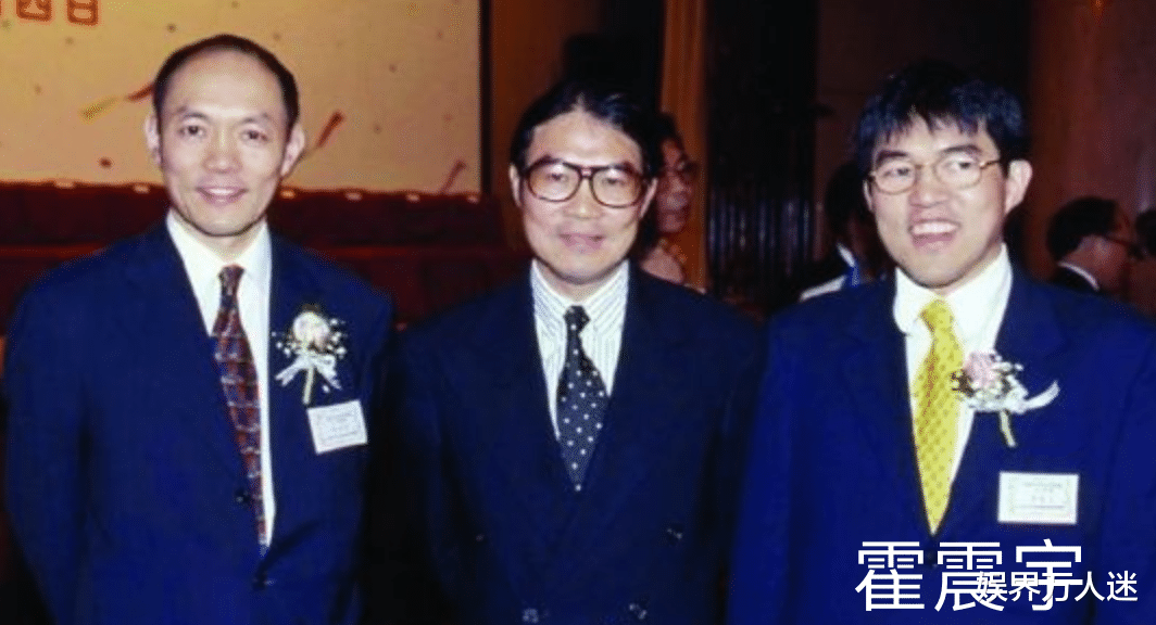 朱玲玲|豪门霍家的珍贵大合照：朱玲玲颜值不敌二太，神秘的三太颜值普通