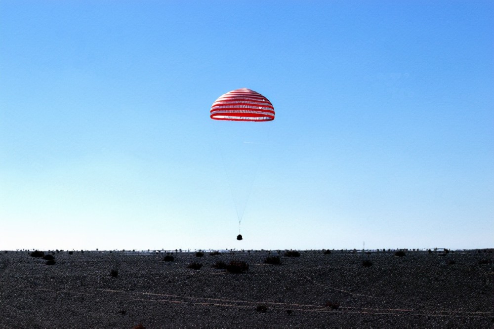 隔离 神舟十二号航天员成功着陆!第一站回北京报到,落地将隔离14天