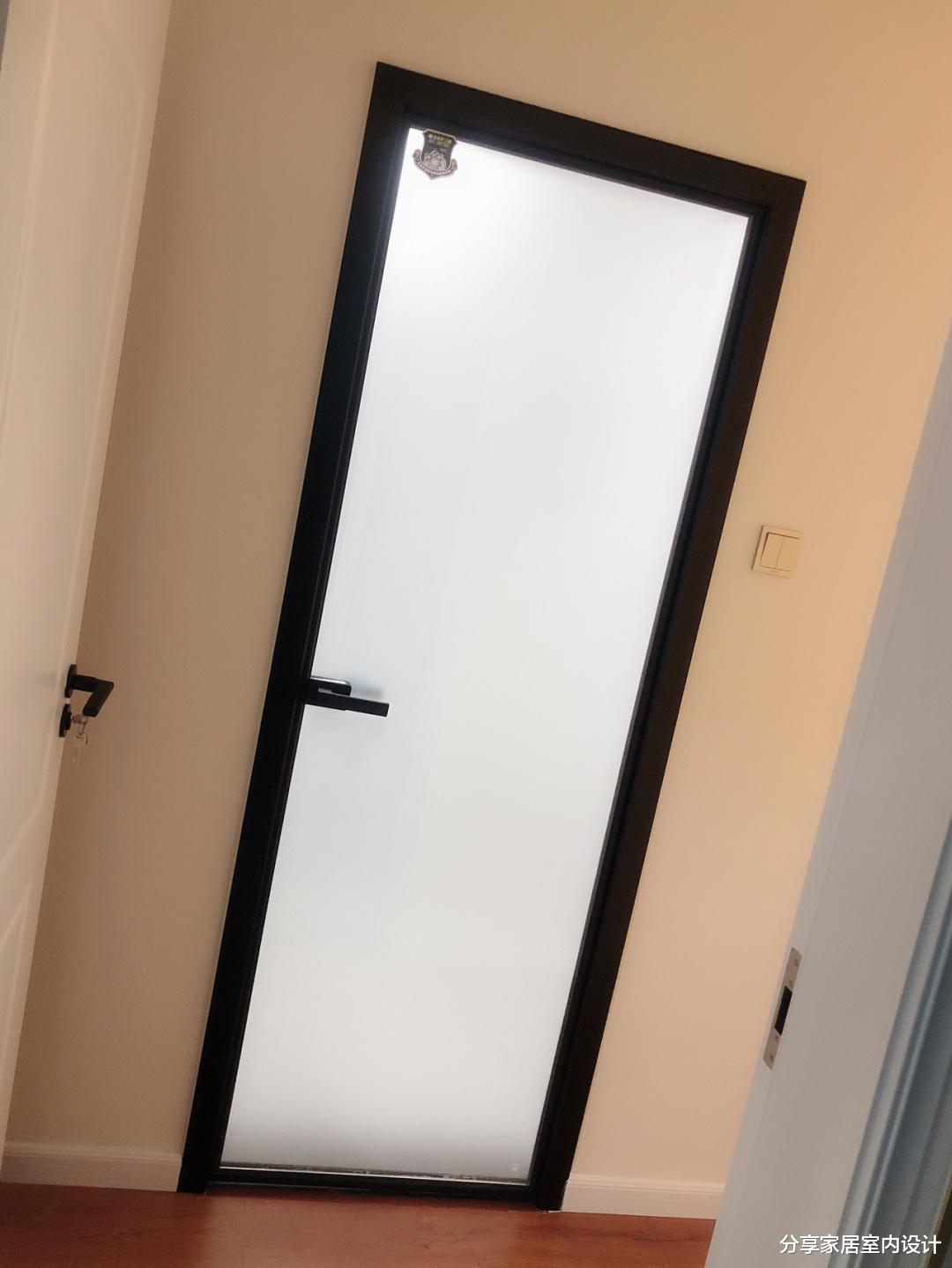 |装修一路踩坑，不断在妥协，打扫干净后的效果还不错，省钱又简单