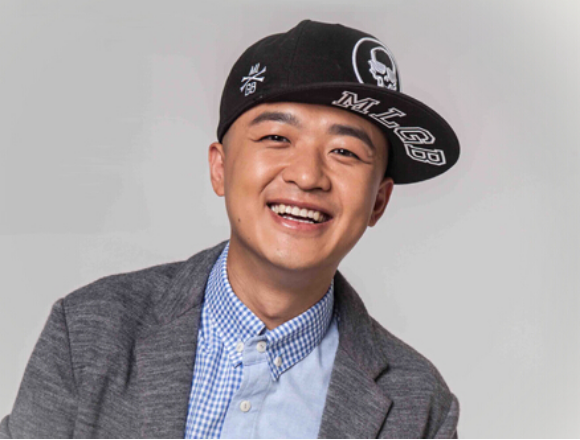 鞠婧祎|37岁包贝尔翻拍电影成瘾：亏到公司倒闭被徐峥当众讥讽，伴娘事件影响大？