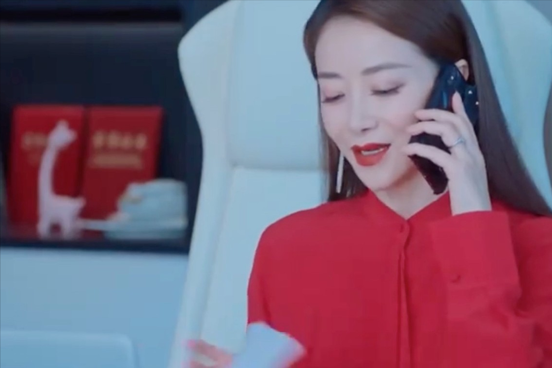 陈颂英|中年丈夫后悔丁克，职场妻子被催生，从《暖阳之下》审视婚姻之道