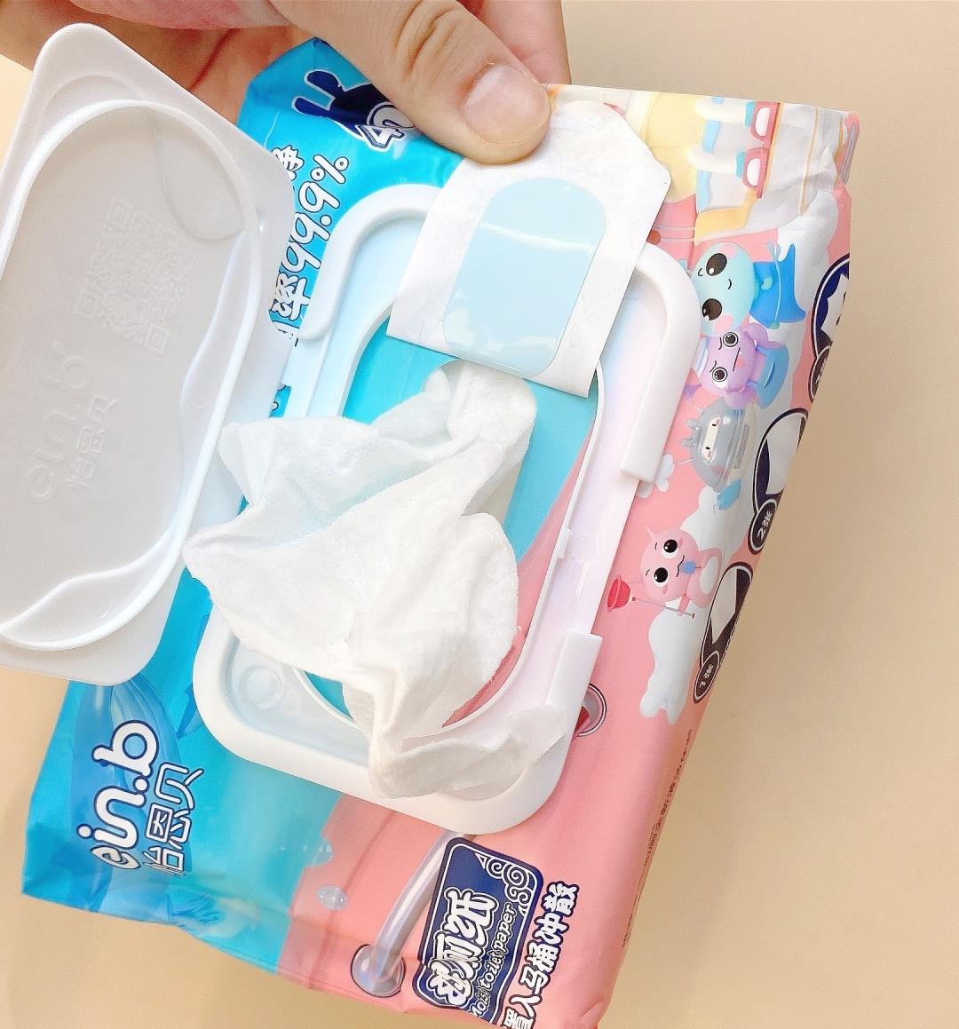 我家虽然装了智能马桶，但每次上完厕所，还是会用湿厕纸再擦一遍