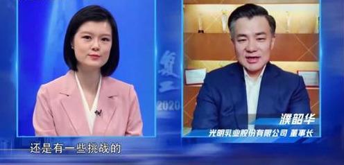 时尚风行派|央视主持新阵容曝光!邹韵有望成新央视一姐,穿西装好霸气稳赢龙洋