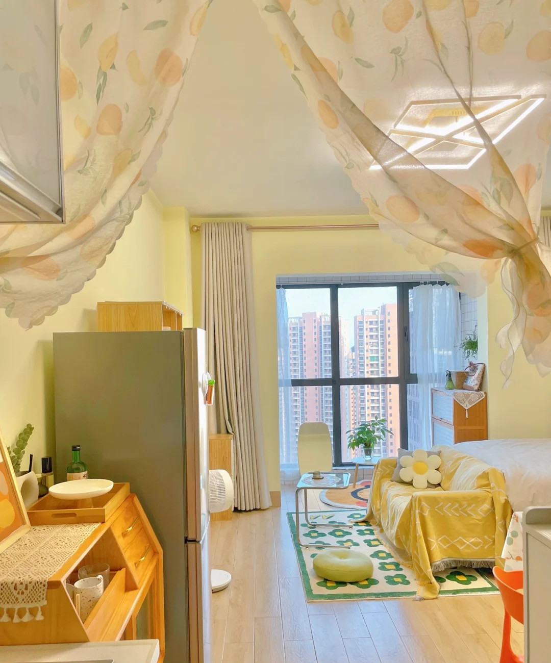 |她家才30平米，麻雀虽小，五脏俱全，温馨又舒适，满满的安全感