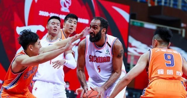 嘟小薯 拒绝退役!36岁传奇外援再战CBA,带队冲击季后赛