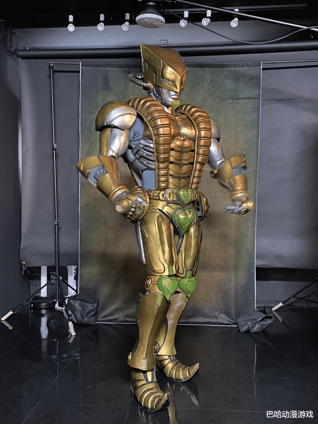 jojo的奇妙冒险|自制《JoJo的奇妙冒险》The World替身Cos套服超高质感展现职人功力!