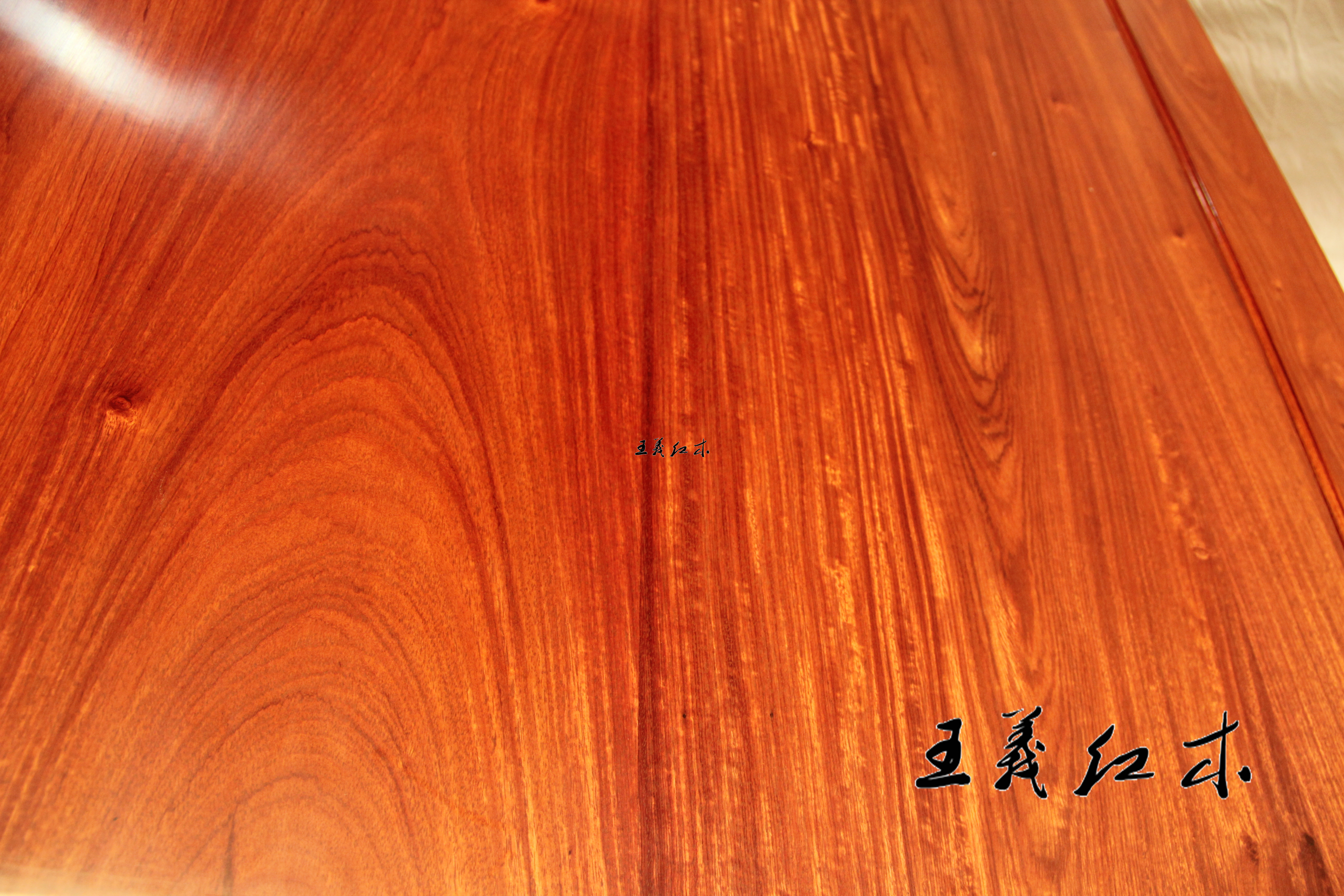 小王话红木|以假乱真的现象冒充缅甸花梨家具的四大骗局