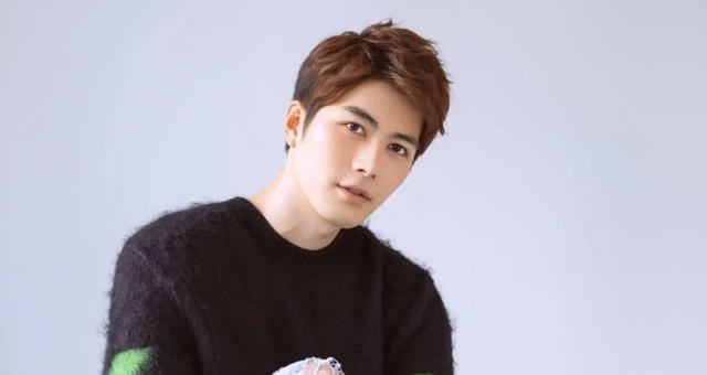 钟汉良|周杰不戴套被锤渣？钟汉良搭袁冰妍显老？陈学冬炒梗翻红？