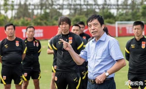 美国队|深夜23点! 中国足球传来重磅消息: 足协做出正确决定，李铁成大赢家