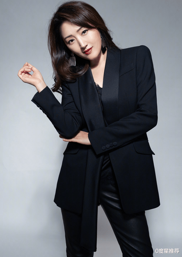 杨钰莹|不懂杨钰莹为何无人娶？看她穿无痕裤的形象，其中原因就懂了