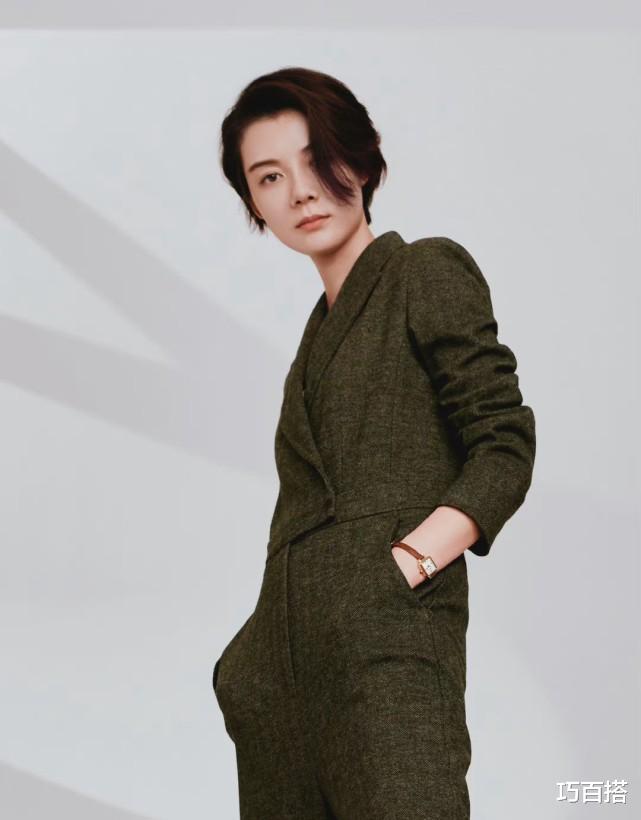 车晓|被39岁车晓圈粉了！私服造型接地气，纯素颜面对镜头，大方自信