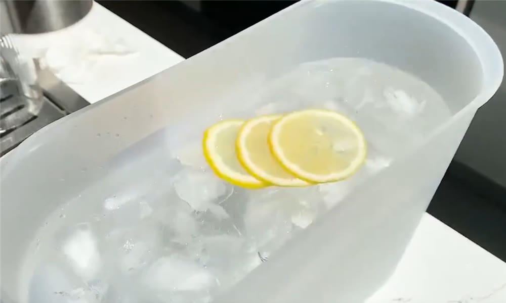 老年小妙招|“强迫症”姑娘整理冰箱，食材严格收纳归类，网友：引起舒适