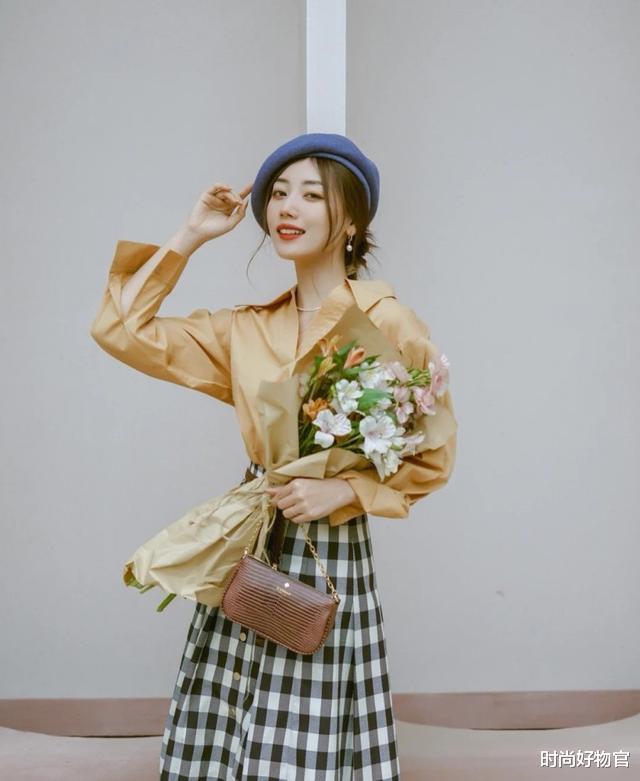 时尚好物官|薇娅推荐的\＂懒人伞\＂又火了，手机大小方便携带，防晒防雨更方便