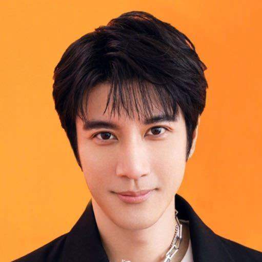 王力宏|Yumi亮前任身份诉冤，李靓蕾一图制敌，二女对线锤爆王力宏真面目