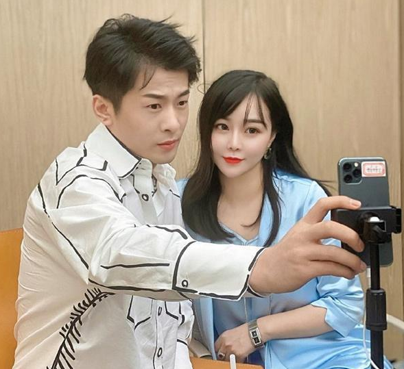 带货|退出全网!辛巴直播喊话:臣退了!评论区网友:爱死不死!