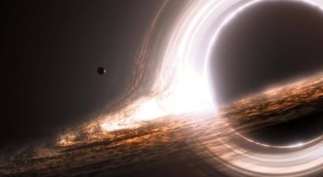 黑洞 美国水库的“黑科技”，巨型黑洞1天喝3000吨水，有啥作用？