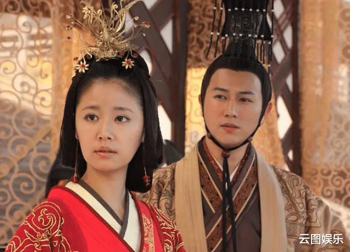 连衣裙|陈键锋转行教潜水遇学员溺亡，时隔半年首露面，与好友聚会心情好