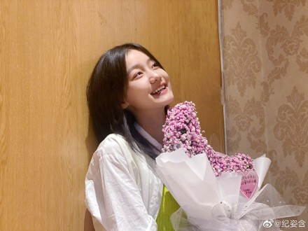 原神|还记得《甄嬛传》的温宜公主吗？14岁的她亭亭玉立，越来越美了